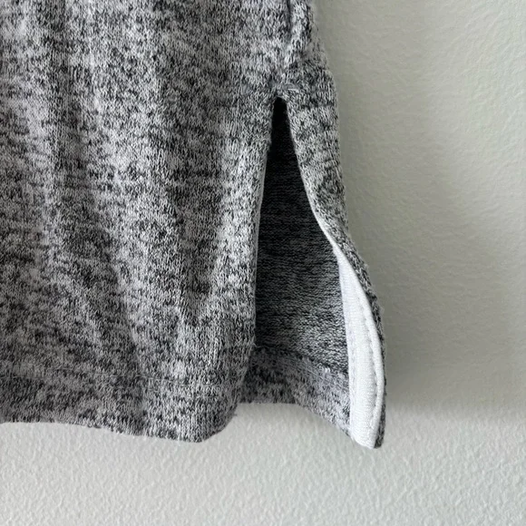 Aritzia Wilfred Free Davina Heather Gray Crew Neck Short Sleeve T Shirt Top S - Picture 4 of 7